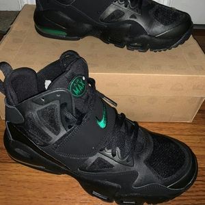 Nike Air Max Express (GS) 7y